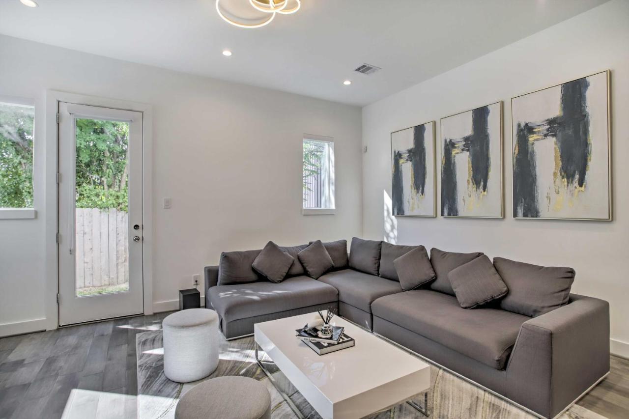 Newly-Built Luxury Galleria Area Townhome! Х'юстон Екстер'єр фото