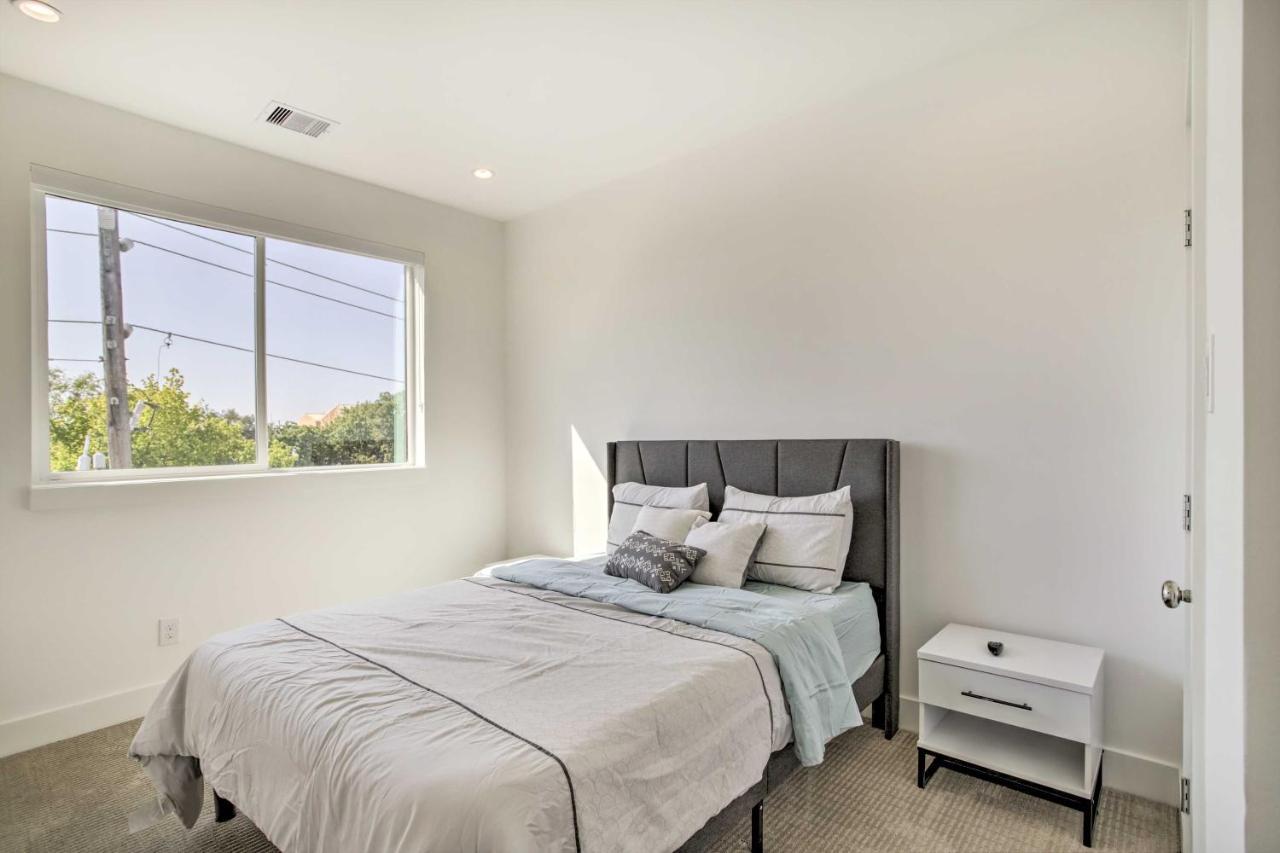 Newly-Built Luxury Galleria Area Townhome! Х'юстон Екстер'єр фото