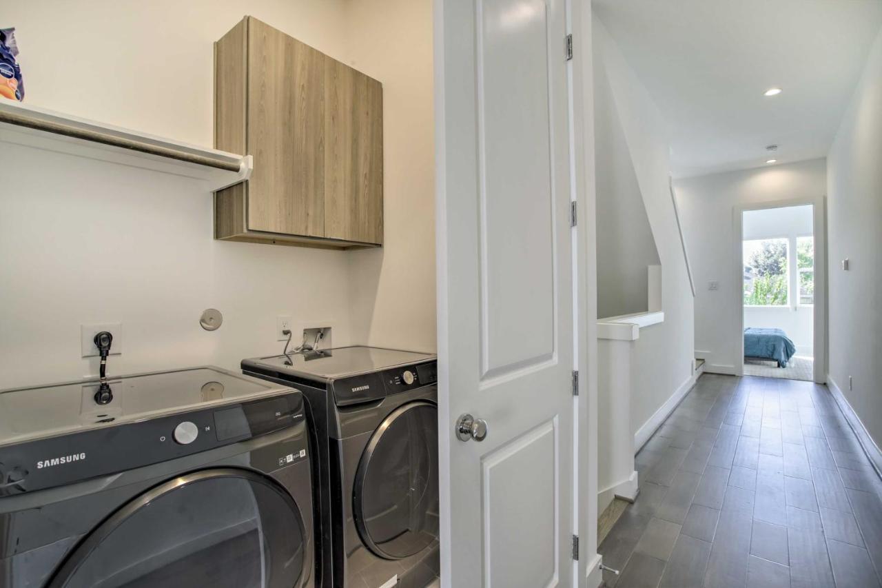 Newly-Built Luxury Galleria Area Townhome! Х'юстон Екстер'єр фото